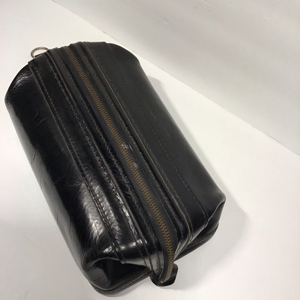 - Bosca Vintage Men’s Utility Leather Toiletry Travel kit Zip Bag Black US…